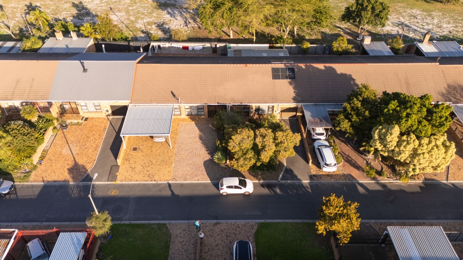 To Let 3 Bedroom Property for Rent in De Kuilen Western Cape
